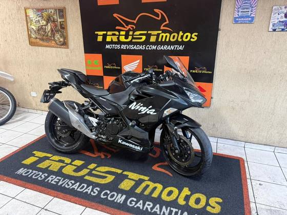 KAWASAKI NINJA 400 
